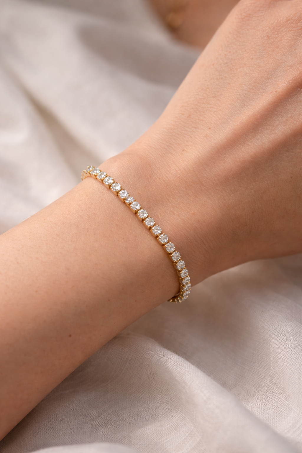 EVARA TENNIS BRACELET